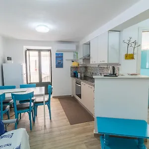 Veterani , Cefalù Italien