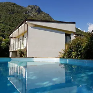 casa-emilia-dongo-22014.it-lombardy.com/