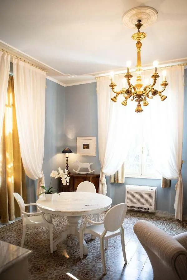 Villa Belverde Boutique Hotel Carrara Oda ve Kahvaltı